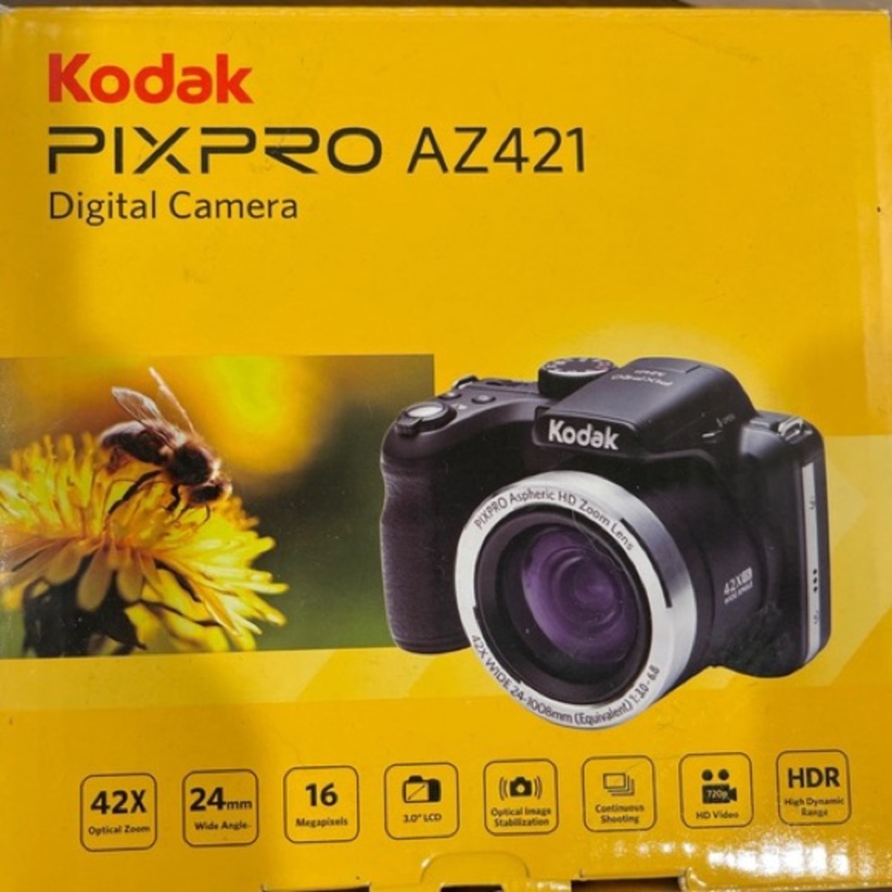 Kodak PIXPRO AZ421